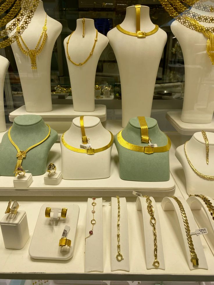 أشكال الذهب الإيطالي